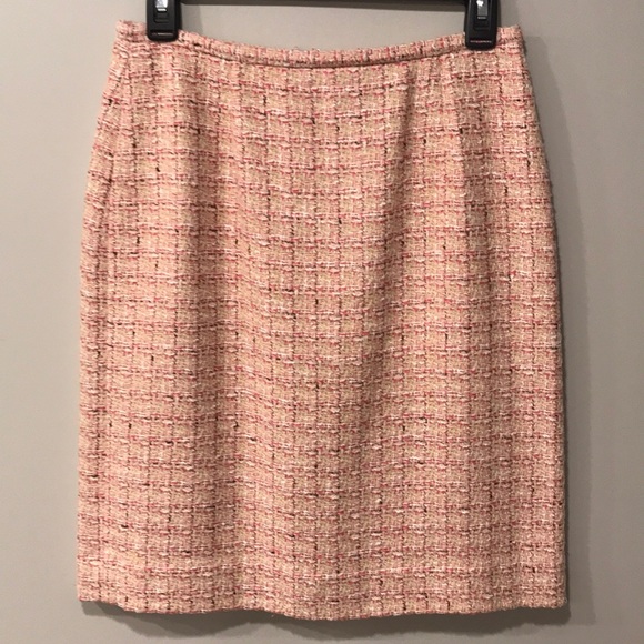 Ann Taylor Dresses & Skirts - Ann Taylor Tweed Pencil Skirt
